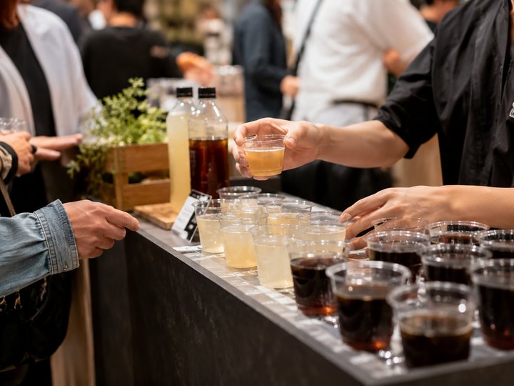 飲料メーカーの試飲会
